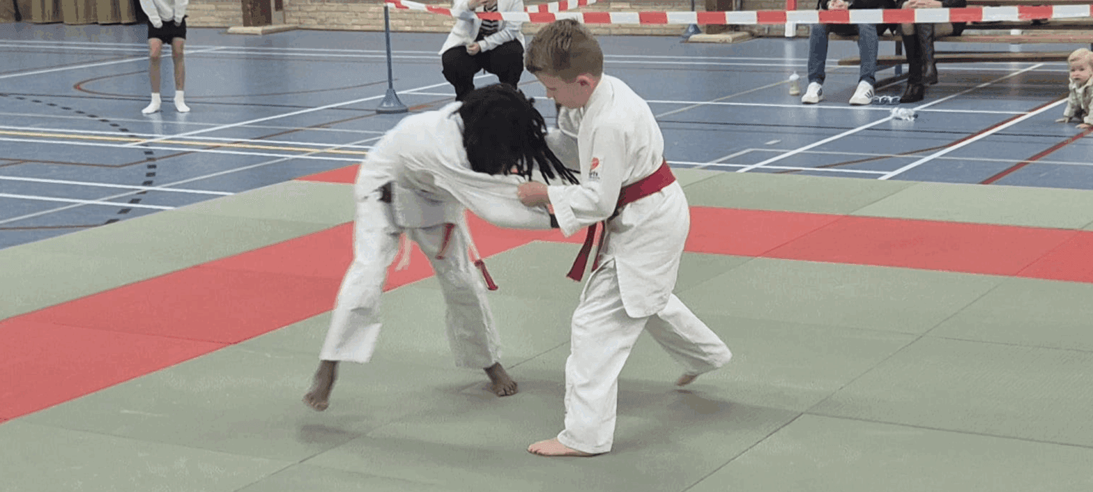 Verbueken Sports judo uden op regio toernooi bij judo club Schijndel